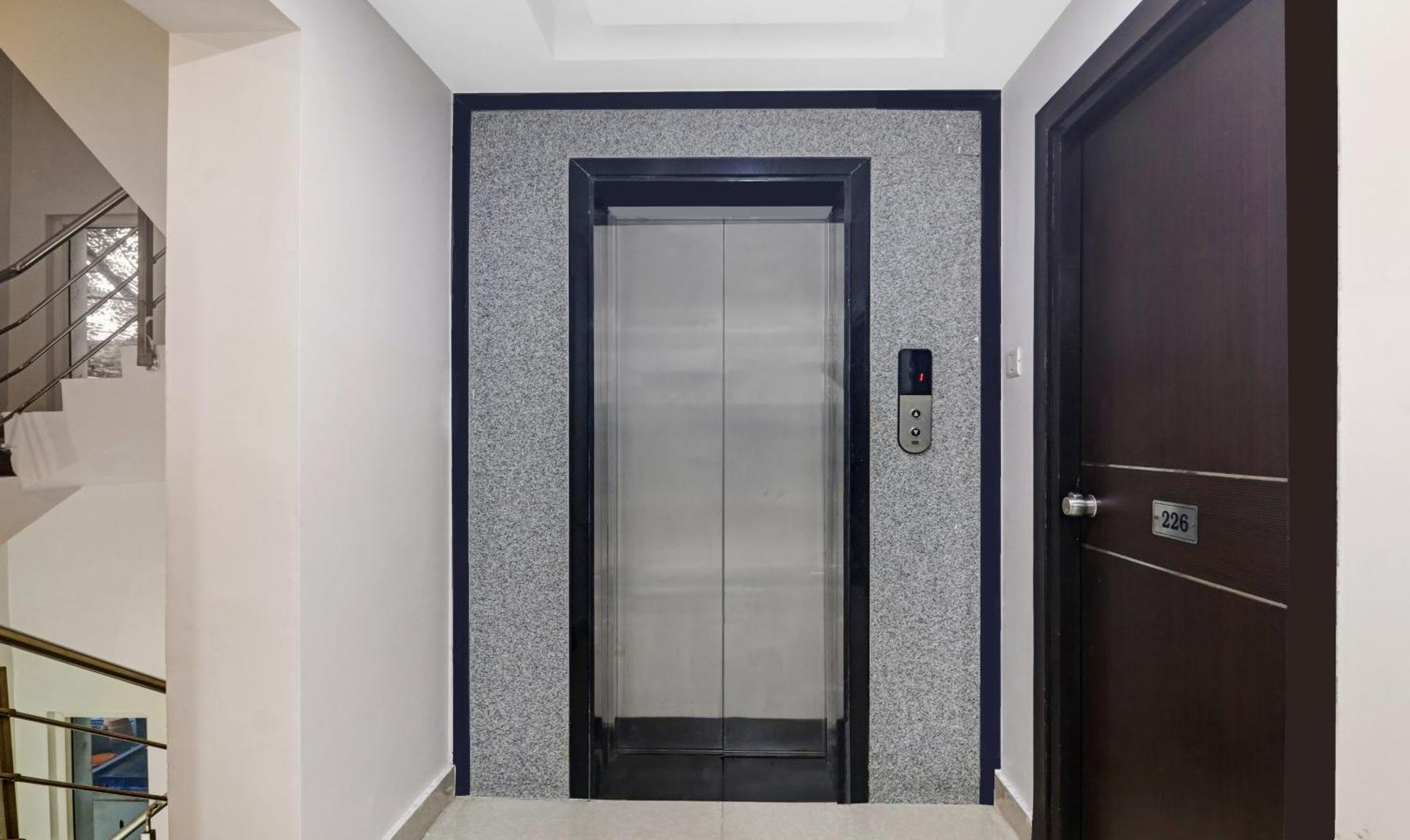 Treebo Kruthika Residency Hotel Hyderabad Exterior photo